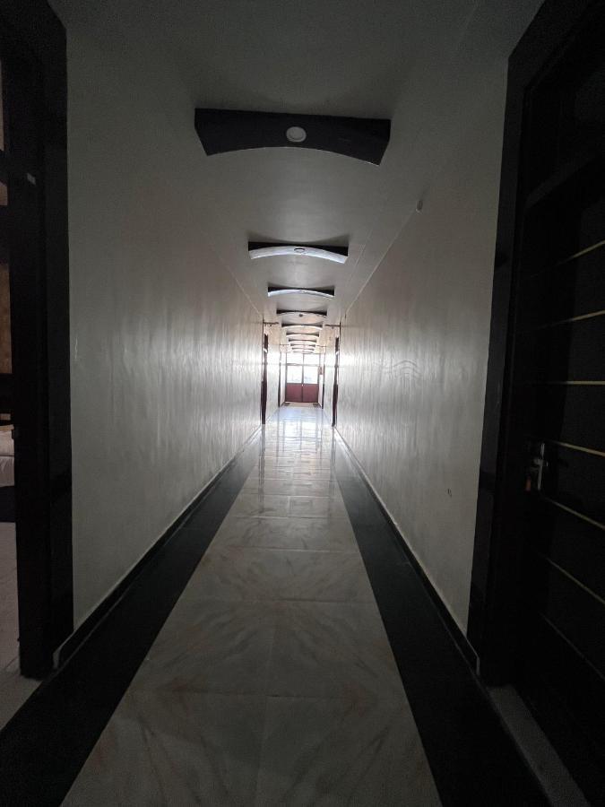 Mangalam Grand Hotell Lucknow Exteriör bild