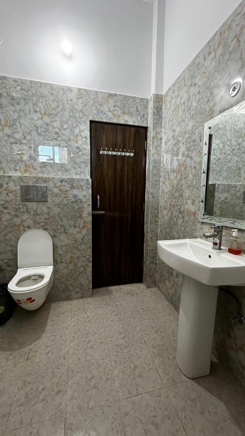 Mangalam Grand Hotell Lucknow Exteriör bild